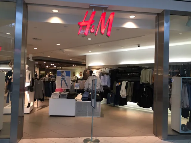 H&M
