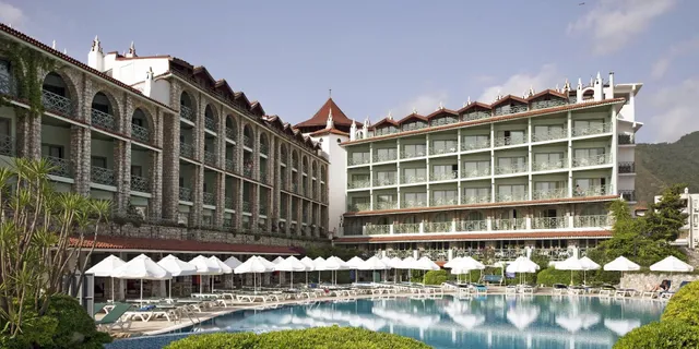 MARTI La Perla Hotel