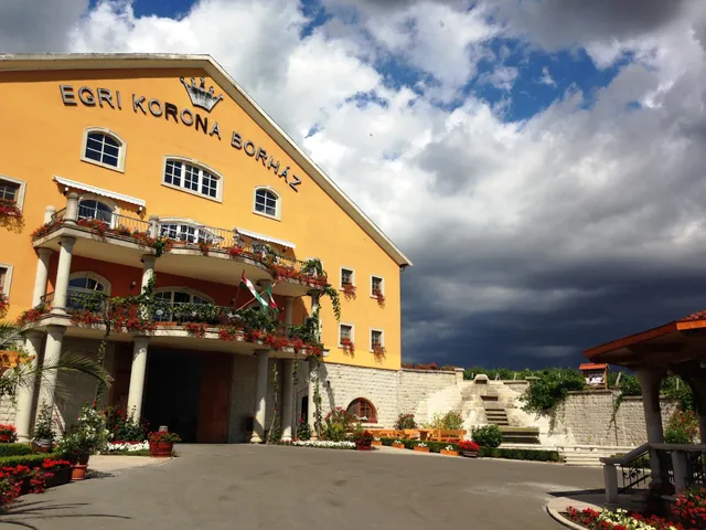 Eger Crown Wine House, Wine Village and Spa Hotel