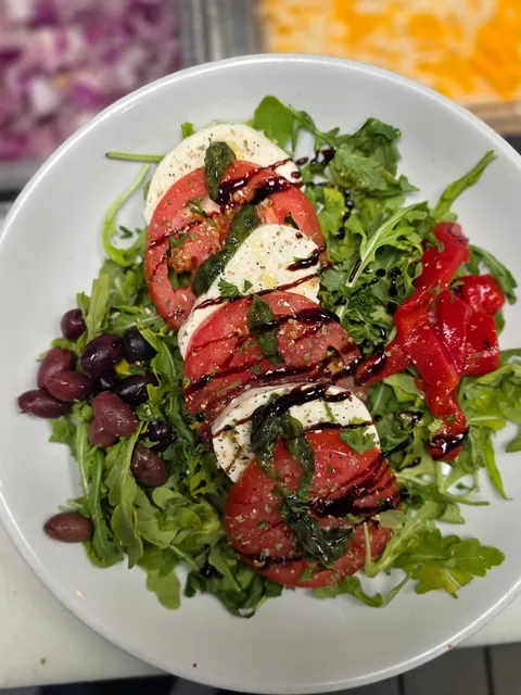 Hideaways Tavern and Grille