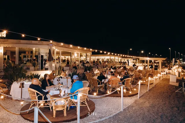 RIVA Restaurant & Lounge Bar