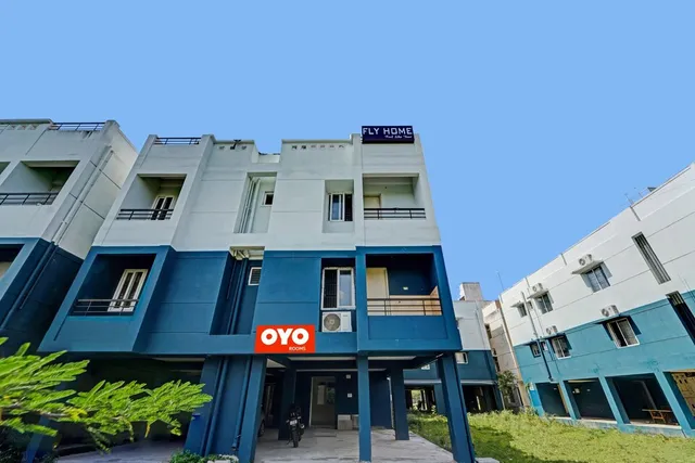 Hotel O J2 Service Apartment