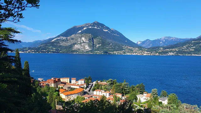 VARENNA HOLIDAYS SRL