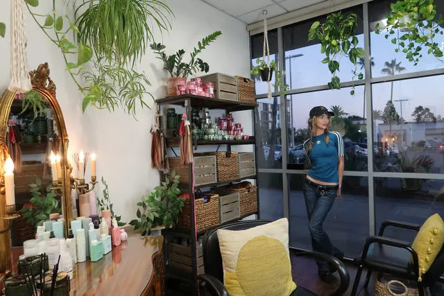 Hair + Extensions - Niko