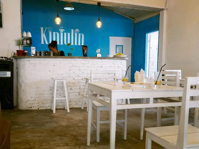 Kiniulin Fusion Eatery