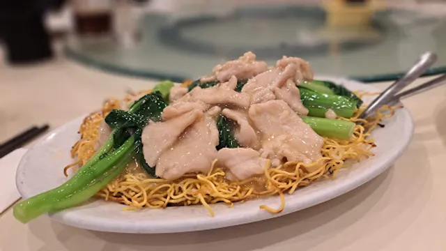 Chi's Congee & Noodle House