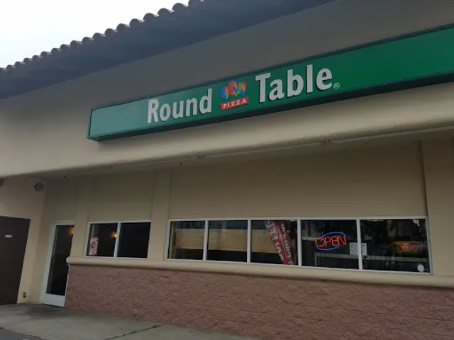 Round Table Pizza