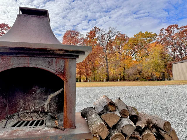 Firehouse Escape Lodge and RV Station
