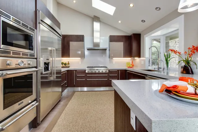 European Cabinets & Design Studios