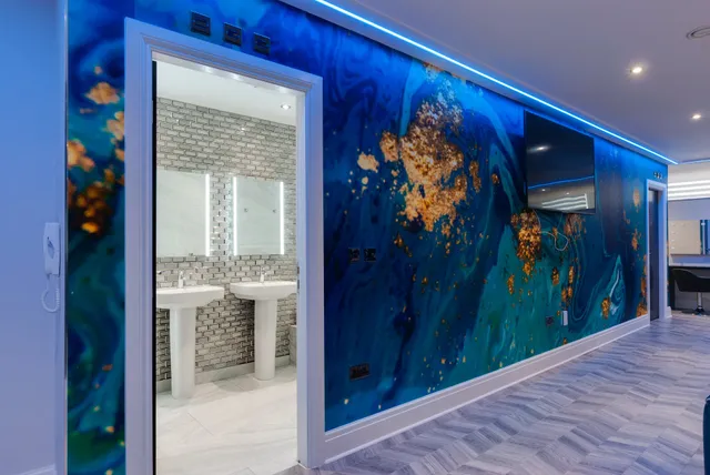 Temple Court Cavern Quarter Apartments by Happy Days