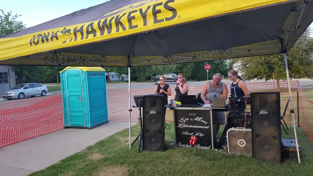 CaMander's Bar & Grill