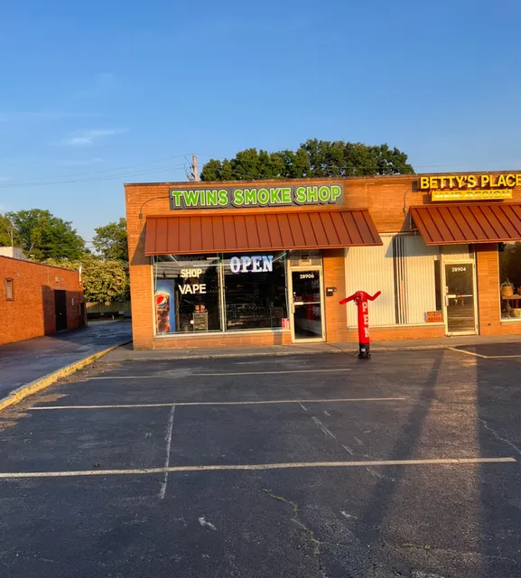 Twins Smoke Shop