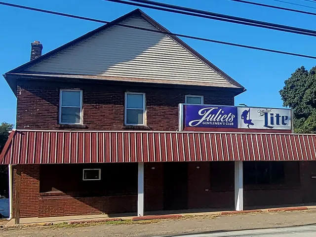 Juliet's Gentlemen's Club