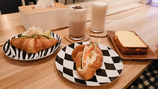 The Light x Coffee Art n Design灯泡咖啡館 手沖｜滬掛｜軽食｜甜点｜芸術｜家居