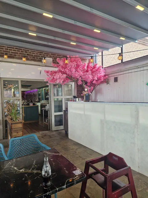 Daloona Restaurang och shishabar