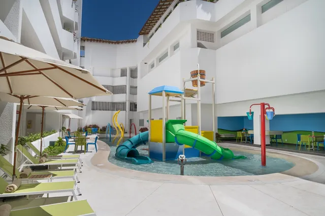 Grand Park Royal Puerto Vallarta