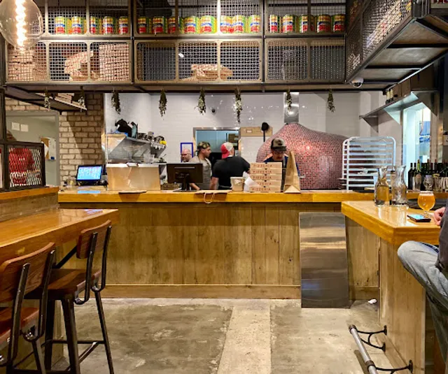 Square Peg Pizzeria Glastonbury