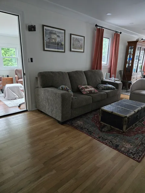 Stanley's Bedding Furniture