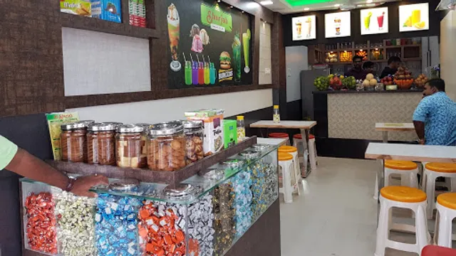 Sharjah Juice & Snacks