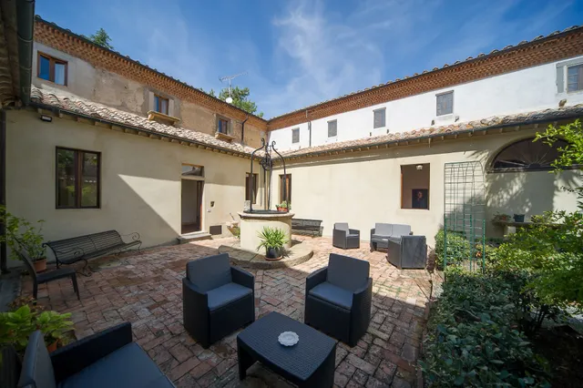Cloister of Monache Hostel Volterra