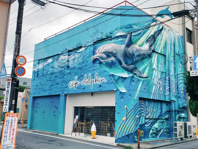 cafe dolphin（カフェ ドルフィン）art, coffee and sweets