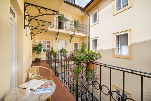 Boutique Hotel Constans