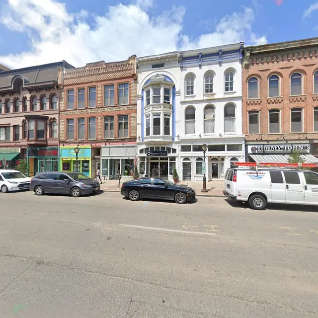 Schlee’s Gourmet Bakery & Bottle Shop