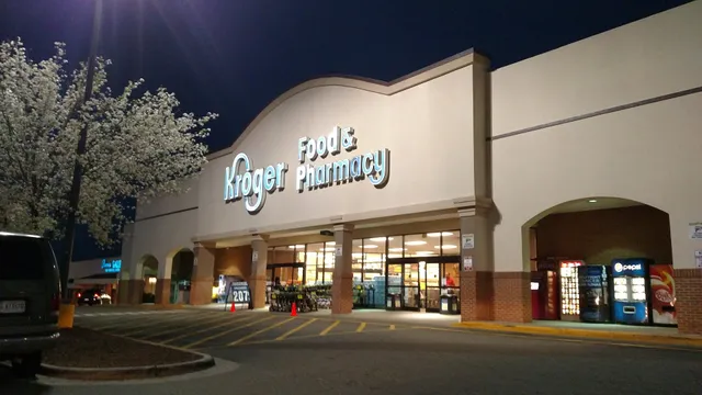 Riverview Shopping Center