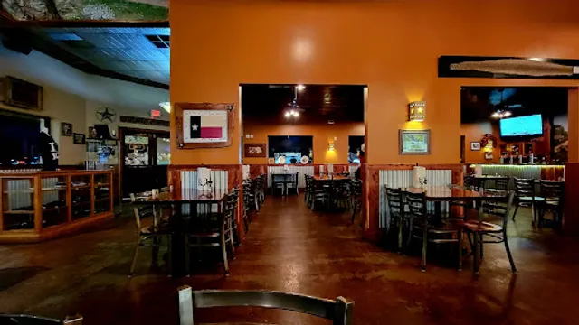 Dickinson Barbecue & Southern Comfort