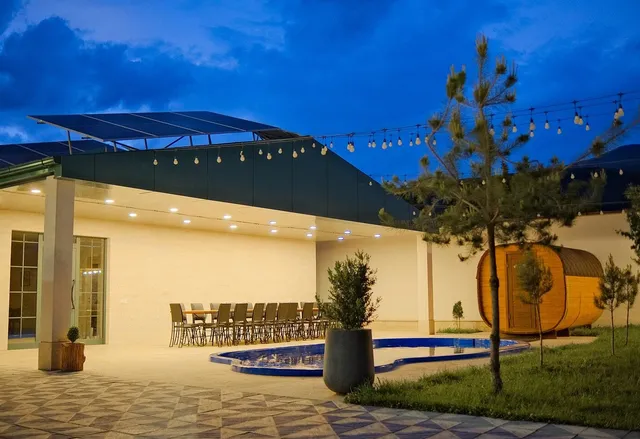 Green Book Akunq Village