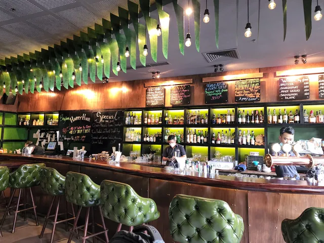 Vesper Gourmet Lounge