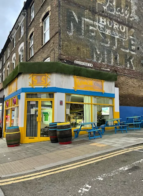 Paradise cove Battersea