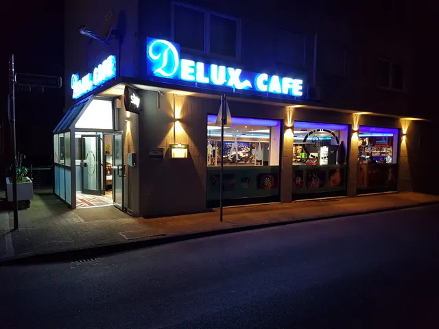 Billard Cafe Bar Deluxe