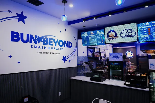 Bun & Beyond Smashburgers