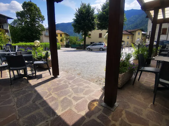 Pizzeria Gelateria Pasticceria Marina