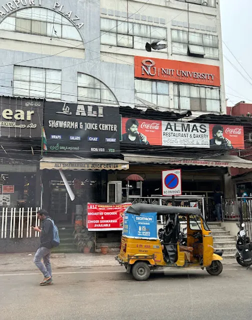 Almas Restaurant & Bakery