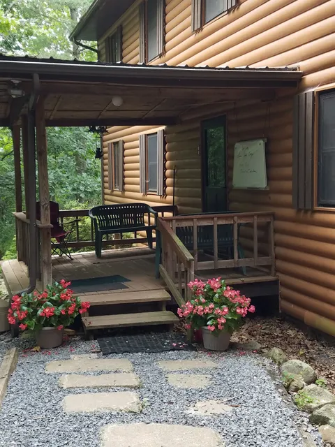 Lanes Country Homestead & Pine Lodge