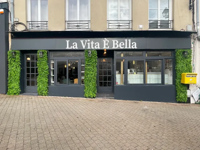 La Vita È Bella