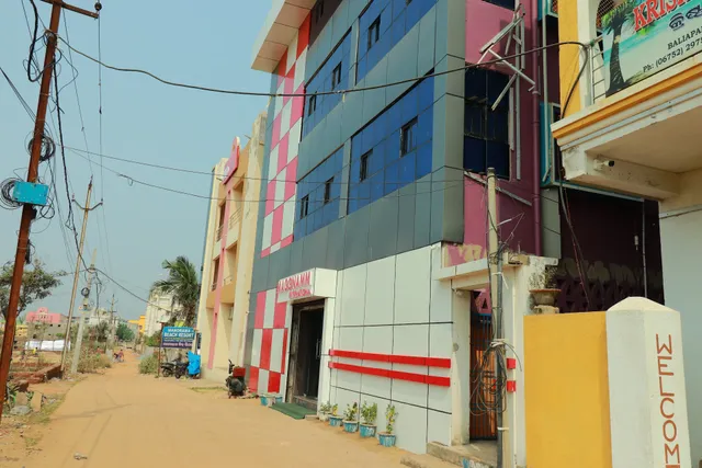 Hotel Maggnamm International