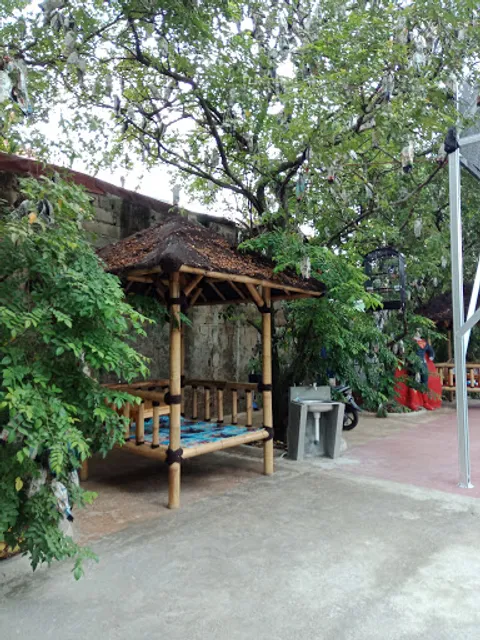 Rumah Makan Saung BB (Belimbing Bambu)