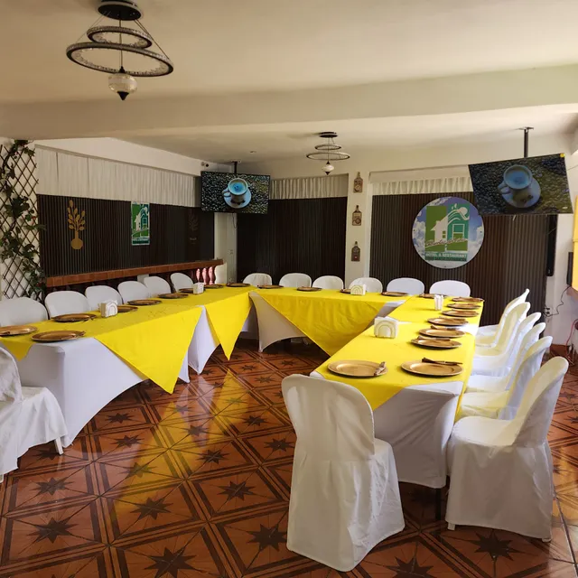 Hotel Y Restaurante Puertas Del Cielo