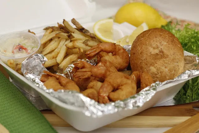 Sam Sylk's Chicken and Fish