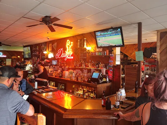 Daisy's Saloon & Liquor