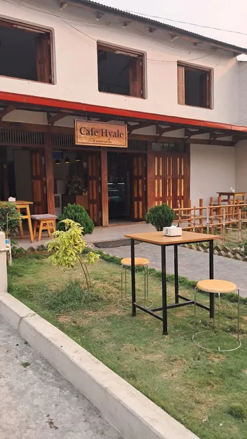 Cafe Hyale