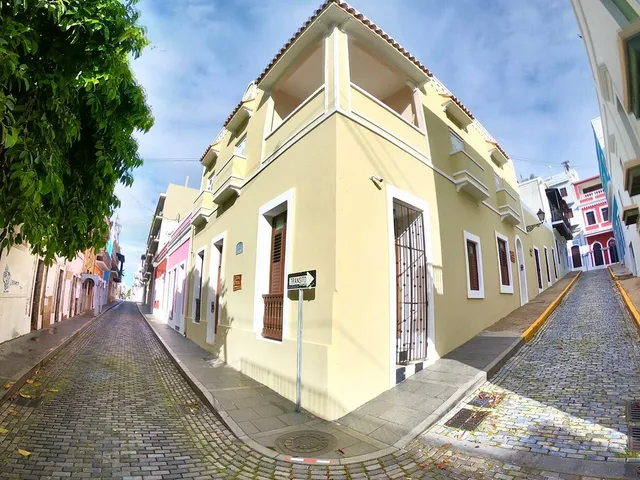 Casa Luna Guest House