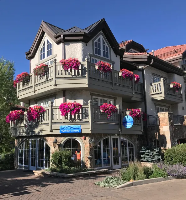 Vail T-Shirt Company