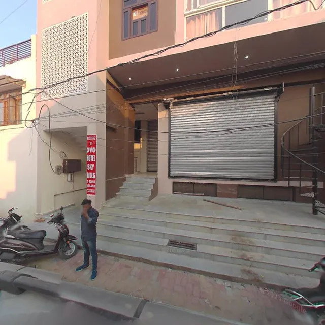 Hotel S.K.Y Hill godaura Bharat petrol pump Lucknow