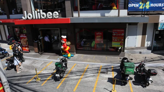 Jollibee Muñoz