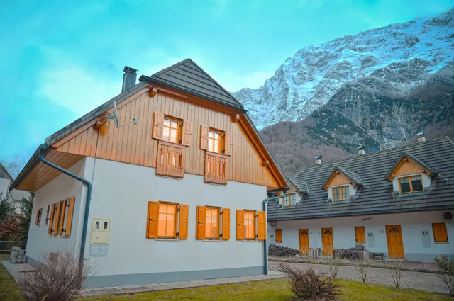 House Parabola apartments