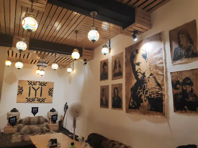 Kardesler - The Kashmir Café